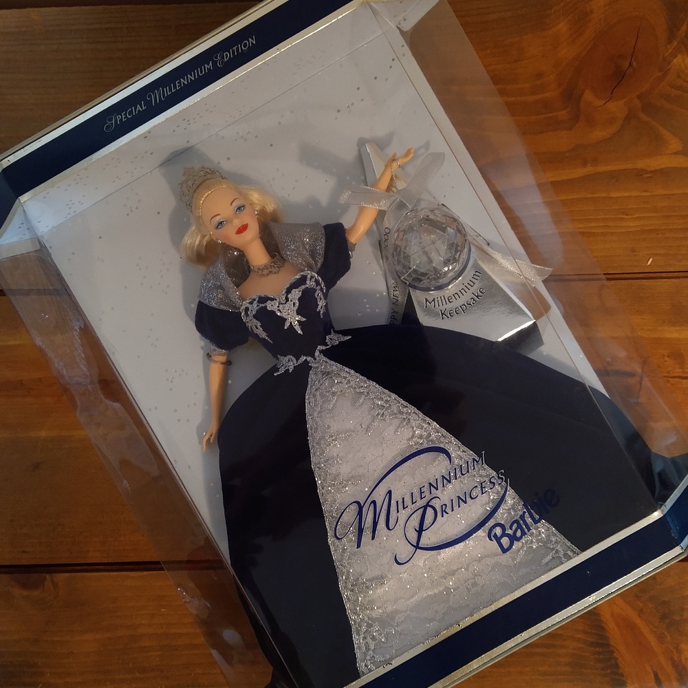 🤍 Millennium Princess Barbie! NWT 🤍